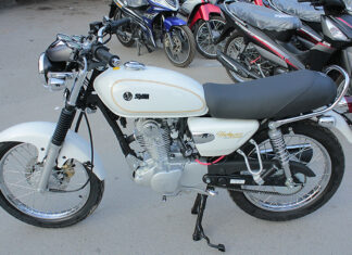 A vintage motorcycle model returns to Vietnam after a long absence.