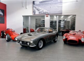 Restored Ferrari Supercar: Every Nut and Bolt in Perfect Condition After 14-Month Overhaul