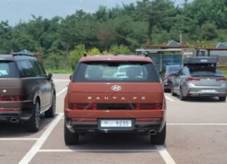 Hyundai Santa Fe 2024 reveals new real-life images and detailed interior shots