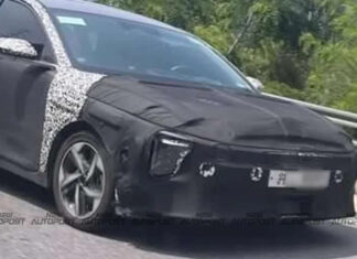 The all-new Kia K3 generation continues to be spotted during test runs.