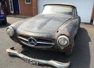 ‘Abandoned for 30 Years, This Mercedes-Benz Transforms into a Million-Dollar Pile of Scrap Metal’