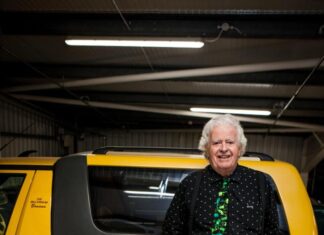 Meet the entrepreneur with a vintage car collection worth around 1.173 billion VND