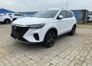 MG RX5 standard version in Vietnam: Reduced equipment, price starting from VND 699 million