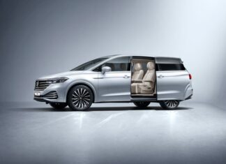 Volkswagen Viloran Mobile Villa Deposits Officially Accepted in Vietnam: Recommended Retail Price 1,989 billion VND