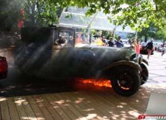 Bentley nearly sets Ferrari Enzo on fire