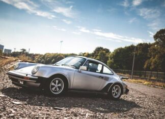 Up-close with the “timelessly beautiful” 40-year-old Porsche 930 Turbo 3.0