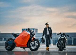 Davinci DC100 – Electric Bike Competes with 1,000cc Motorcycles, Runs 400km on a Single Charge