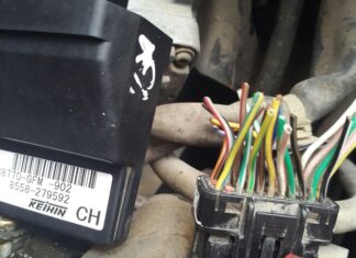 What is an IC engine? Why is this part frequently stolen, rendering the vehicle inoperable?