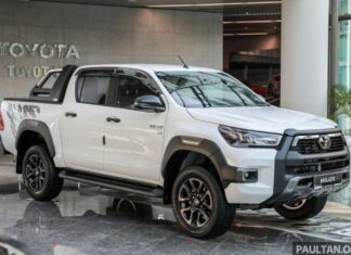 Toyota Hilux 2024 now available for pre-order in Vietnam, starting from 700 million VND