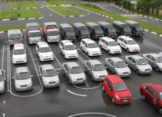 Hanoi: B2 Driving License Training Fee Set at 15.59 Million Dong