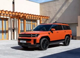 Hyundai Santa Fe: Box-shaped Design Reinvented with a Cool Twist