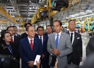 President of Indonesia Visits VinFast Manufacturing Complex