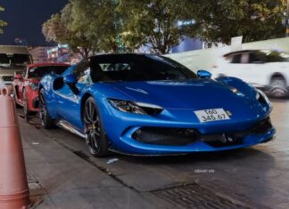 Up-close with the second Ferrari 296 GTS convertible in Vietnam: Bold and powerful exterior