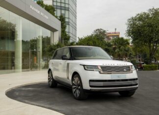 Range Rover SV debuts in Vietnam: Luxury SUV priced from 16.87 billion Vietnamese dong
