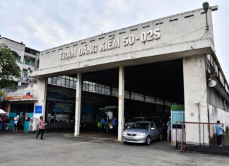 Proposed Increase in Vehicle Inspection Service Fee up to 220,000 VND