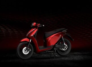 Dat Bike launches Quantum DxDragon electric motorcycle priced at 53 million VND, limited to 100 units sold.