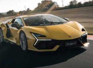 Lamborghini Revuelto in High Demand, Customers Face 3-Year Wait for Purchase