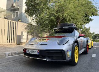 The first Porsche 911 Dakar 2023 changes its license plate in Vietnam