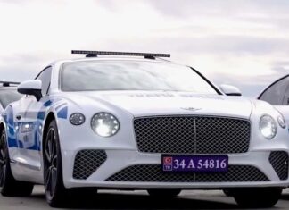 Used luxury cars worth 85 billion VND used as police cars in Turkey.