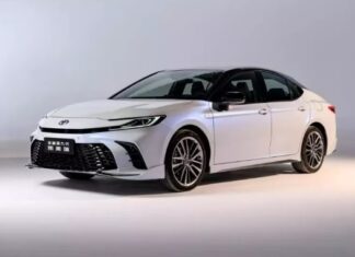 Toyota Camry 2024 officially launched in Asia: Starting price from 596 million VND
