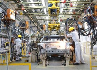 Thaco suggests continuing the 50% reduction in registration fees for domestically-assembled vehicles.