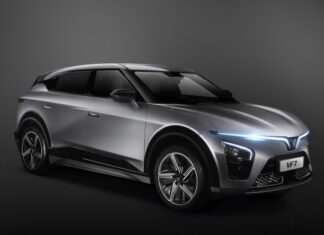 VinFast introduces VF 7 sedan, starting at 850 million VND