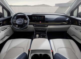 Upgraded Interior for 2024 Kia Carnival, Includes Hybrid Option