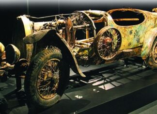 The Most Intriguing Bugatti in the World: Stranded at the Borders, Thrown into a Lake for 75 Years, Found Again for Unforeseen Purpose and Sold for an Astonishing Sum