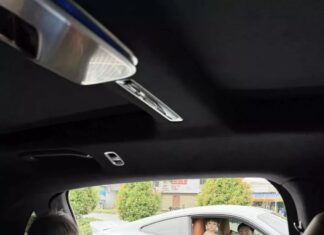 The Descendants of Cuong “Dollar” are Driven in 2 Luxurious Cars, Valued at over 30 billion VND.