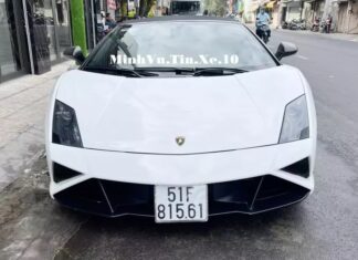 8-Year-Old Supercar Purchased but Driven by “Qua” Vu for Only the Second Time, Interior Still Pristine