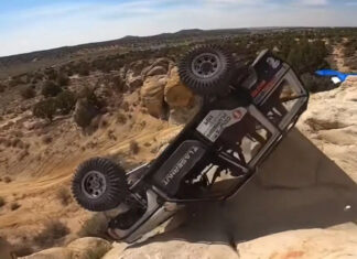 15-Year-Old Jeep Cherokee XJ’s Terrifying Backflip Maneuver