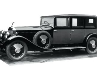 The Birth of Rolls-Royce Phantom: Forging an Icon (Part 1)