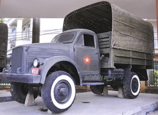 Be amazed by the incredibly robust trucks from the Dien Bien era