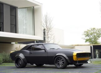 Bumblebee Camaro from Transformers to be sold at auction