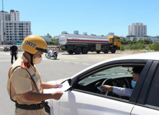 Reporting Traffic Violations of Officers and Party Members