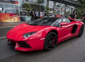 VIMS 2016: Showcasing Timeless Cars with a Contemporary Twist