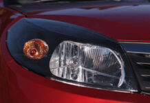 Pros and Cons of the 4 Main Types of Car Headlights
