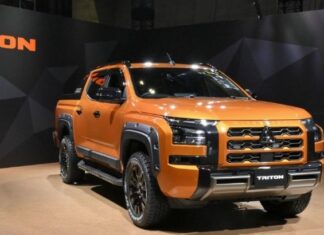 Mitsubishi Triton 2024 remains popular, with a higher price than Hilux