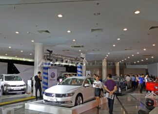 Experience a stunning collection of vintage automobiles at the DAS Volkswagen Fest 2016