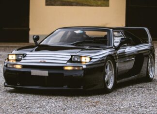 The design process of the supercar nearly 30 years ago