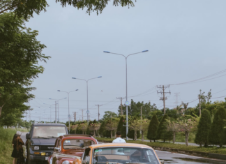Rare Vintage Cars Showcased in Saigon