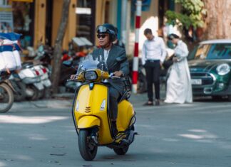 Unleash Your Style with the Vespa Sprint 125
