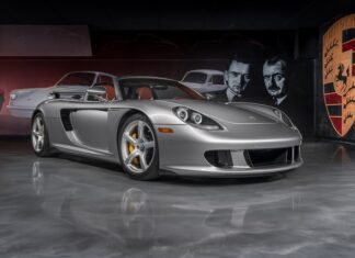 The Elite Making Fortunes with Supercars: Porsche Carrera GT Sold for $2 Million