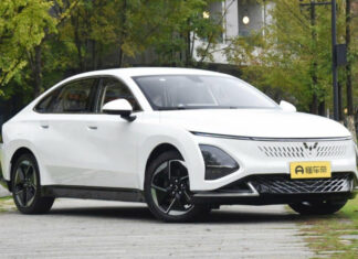 Starlight, Wuling’s groundbreaking electric sedan, announces launch schedule and joins Hongguang Mini EV in Vietnam