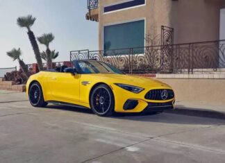 Last year’s Missed Appointment, Mercedes-Benz’s blockbuster, the near-13 billion VND Mercedes-AMG SL63, will be launched this year.