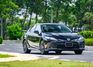 November 2023 Sedan Sales Report: Toyota Camry Maintains Dominance in D-Segment