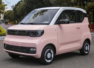 Blue cars racing to reduce prices in the new year