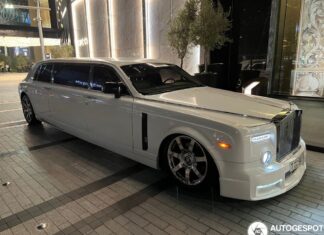 The Unmatched Elegance of the Rolls-Royce Phantom Limousine: The Ultimate Transformation