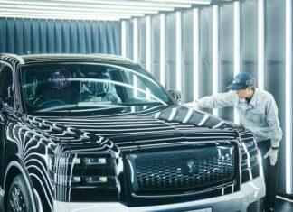 Toyota Century SUV’s Tightened Bolt Lasts 12 Times Longer Than Other Vehicles