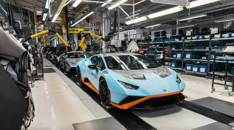 Exciting Jobs That Can Afford A Lamborghini Photos